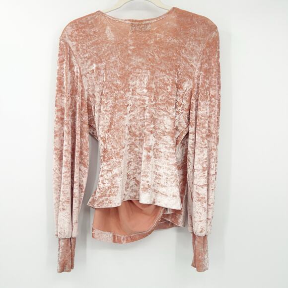 Akira Womens Balletcore Crushed Velvet Surplice V-Neck Ruched Long Sleeve Top - Picture 4 of 4